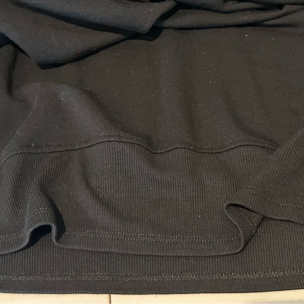 Leelu Rib Hem Raglan Black Sweatshirt - Picture 5 of 9